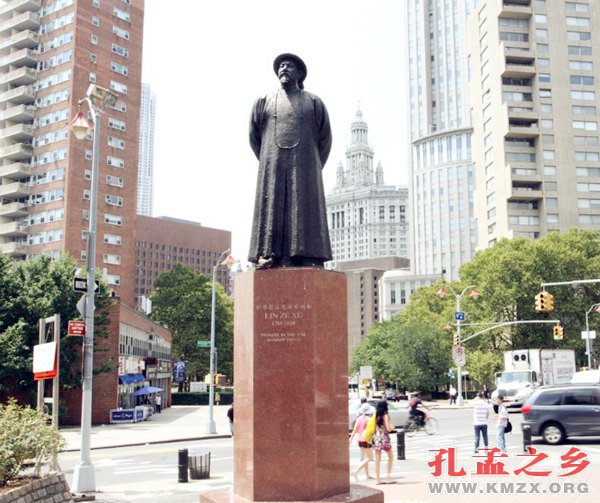 纽约广场林则徐塑像