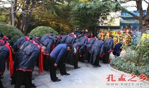 孟子圣像落成暨丁酉冬至祭孟典礼