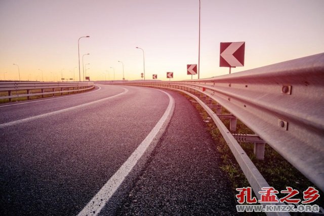 济宁新机场高速公路