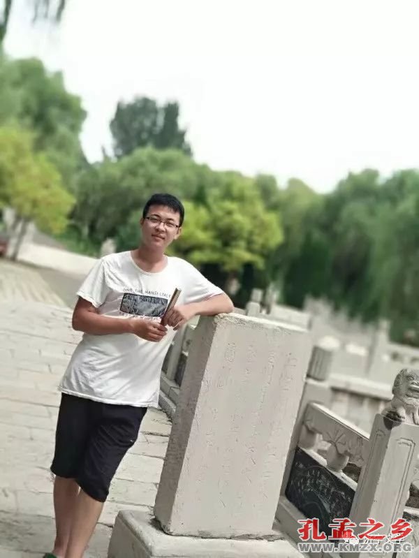 杨刚