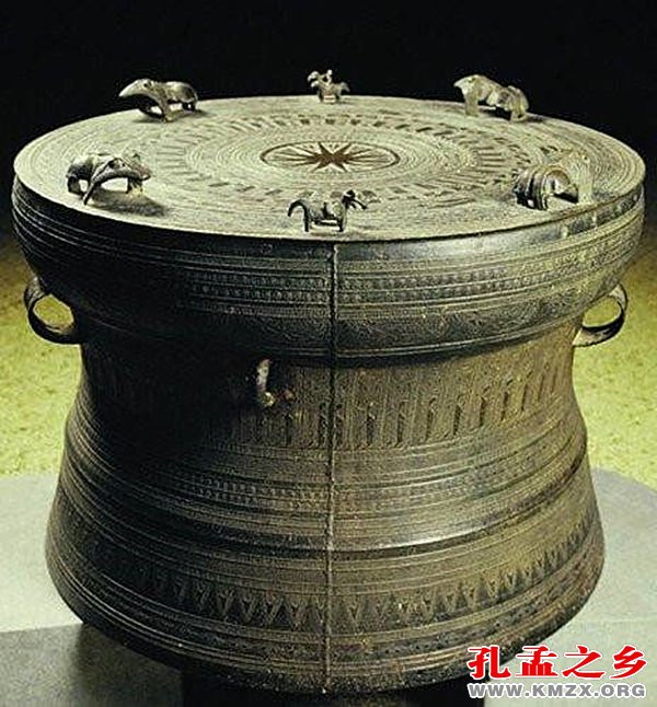 诸葛铜鼓