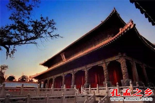 大国之风、诗意光芒”——2018端午节孔子、屈原后裔曲阜祭孔·高端对话