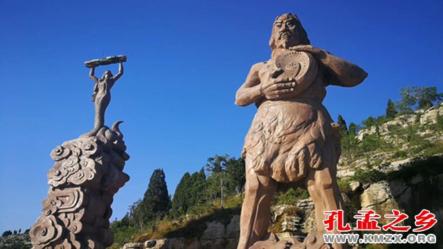 太昊伏羲画卦雕塑、女娲补天雕塑图