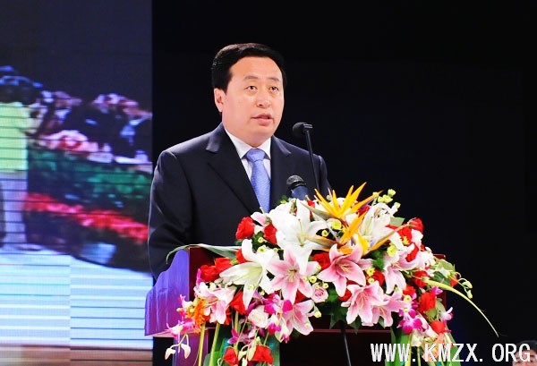 济宁市委书记、市人大常委会主任、第三届山东文博会济宁会场执委会主任孙守刚致辞
