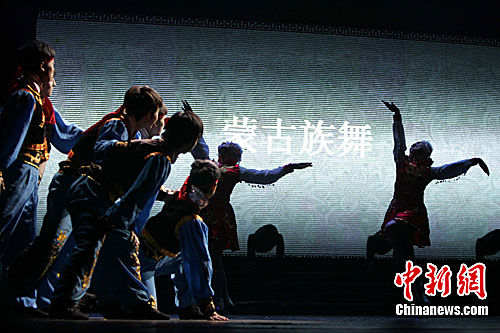 《弟子规》主题舞蹈专场表演在太原举行
