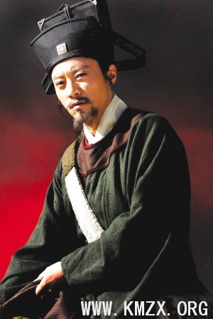 在新《水浒传》中，张涵予饰演的宋江很硬气。