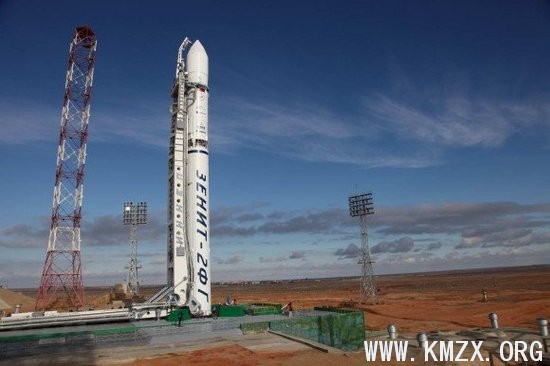 中国首个火星探测器“萤火一号”顺利升空