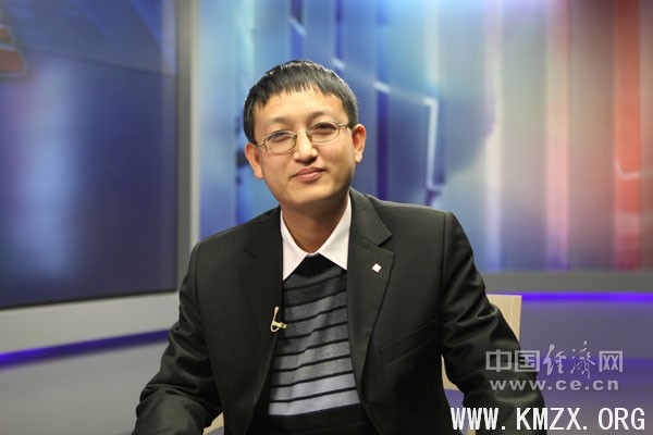 中国传统文化论坛常务理事 罗竖一