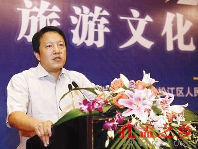 “办那么多孔子学院，文化影响力和传播效果还不如一部《卧虎藏龙》。”6月9日，江苏省文化产业人才发展高层论坛举行，江苏省文化产业学会会长、南京大学三江学院副院长顾江这样说。