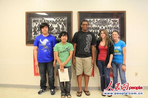 从中国夏令营回来的学生在马里兰大学孔子学院分享经验