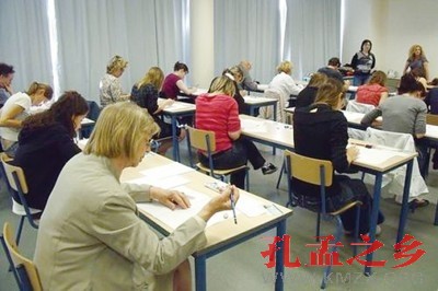 五、法国：传达室岗位有博士应聘