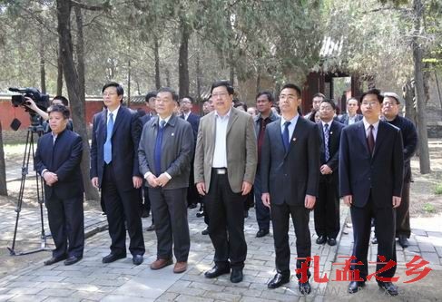 点击图片分享到上海滩微博