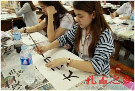 泰国农业大学孔子学院举办第五届书法比赛(图)