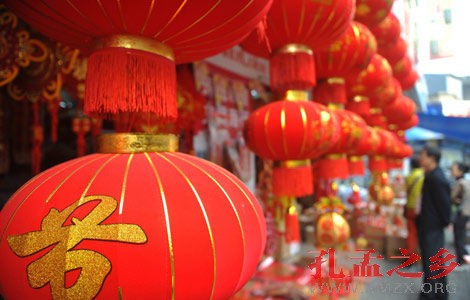 中国留学生选择留美过过春节低调简约思念亲人