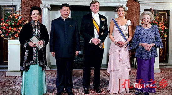 习近平与夫人彭丽媛外访时着装