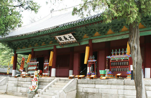 韩国首尔成均馆的祭孔典礼