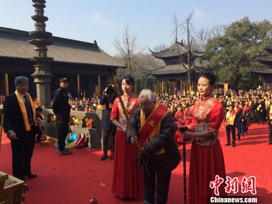图为“丁酉元宵钱王祭”现场。　陈丽莎 摄
