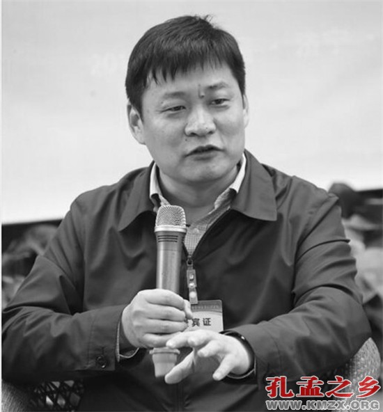 孔德立